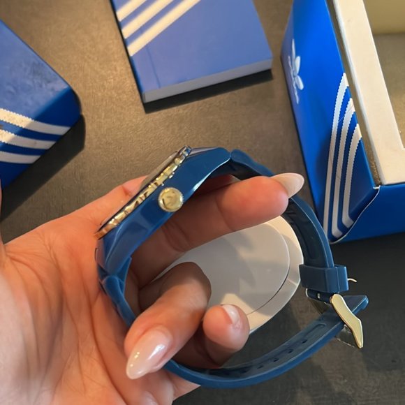 Unisex Adidas Watch - Picture 2 of 3